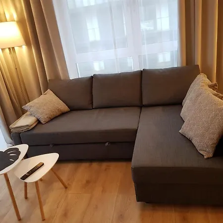 Aurelia Apartment *